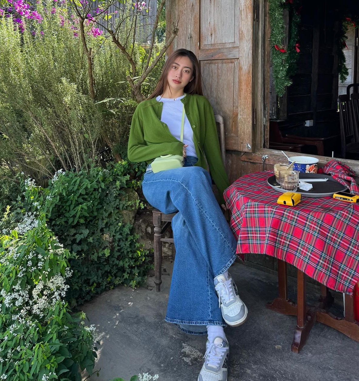 3 nàng hậu có thể trở thành sách mẫu mặc đẹp cho chị em vì phong cách nổi bật, sang xịn mịn-3