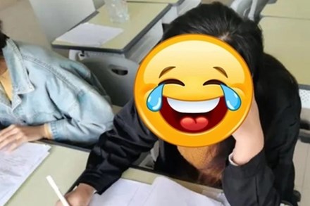 Đang chấm bài kiểm tra, giáo viên phải ôm bụng cười ngặt nghẽo: Lớp có em học sinh hài hước quá!