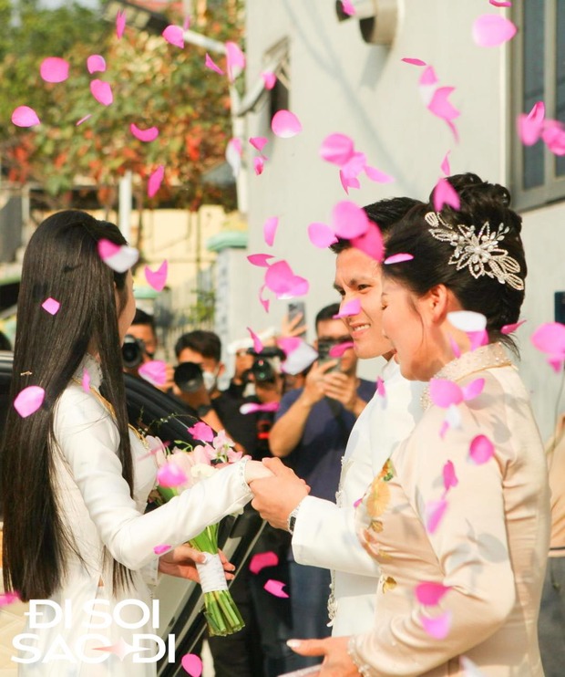 Khoảnh khắc đầu tiên Quang Hải đưa Chu Thanh Huyền về dinh, chăm sóc nàng từng chút dịu dàng-4