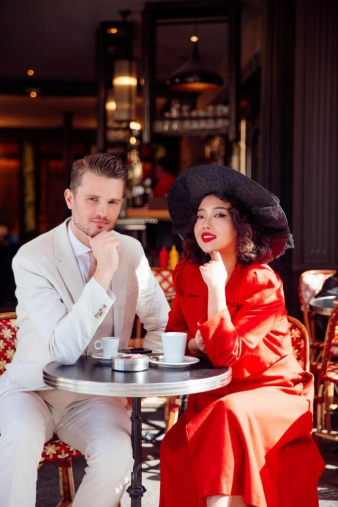 Được badboy tán tỉnh, tưởng yêu chơi mà ai ngờ anh ta lộ mặt sau khi sống thử-3