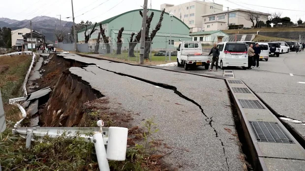 Động đất 7,5 độ richter tấn công Nhật Bản gây cảnh báo sóng thần mức cao nhất-2