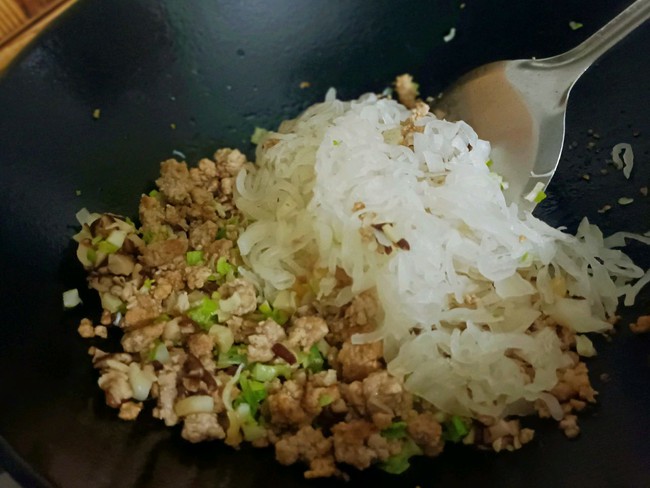 Cho thêm nguyên liệu này vào món thịt viên rồi đem hấp, vừa ngon lại giúp phòng ngừa ung thư và làm đẹp da-4