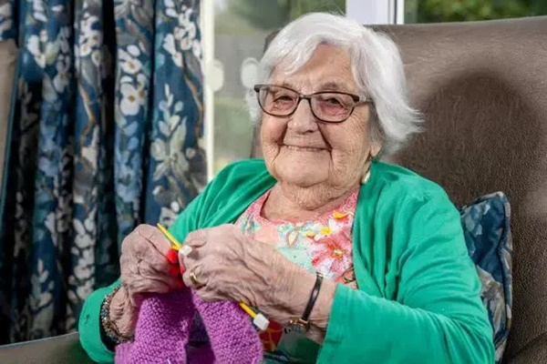 Không phải nghỉ ngơi, 3 cụ bà này vẫn sống thọ hơn 100 tuổi nhờ 5 thói quen đơn giản-3