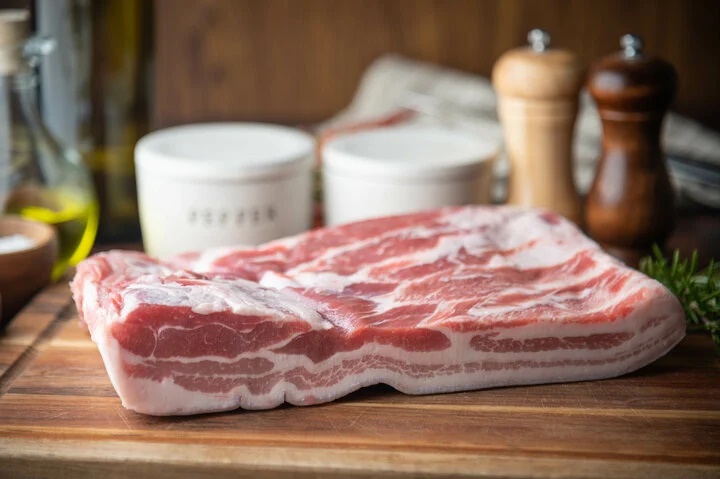 Cách phân biệt thịt lợn tươi và thịt lợn chết bệnh-1