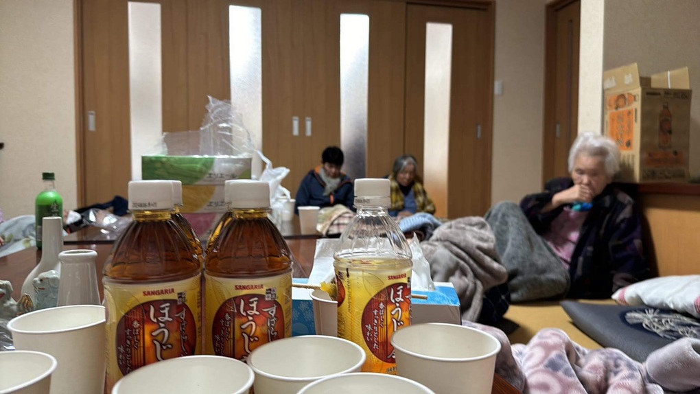 Người Việt kể phút tháo chạy động đất kinh hoàng, đường nứt toác ở Nhật Bản-2