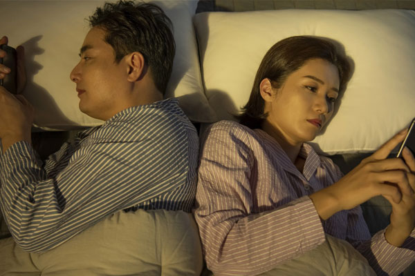 Đêm tân hôn, chồng thú nhận bí mật đã giấu giếm khiến tôi sụp đổ-1