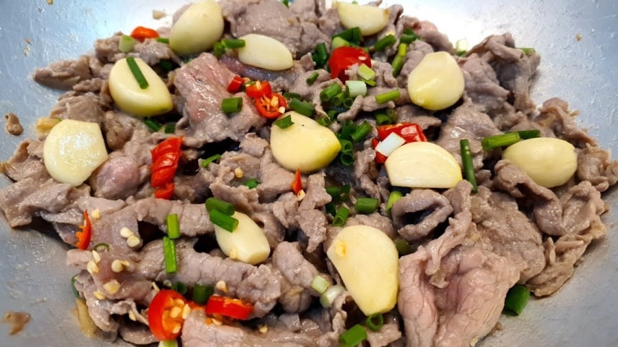 Thịt bò xào chớ dại mà cho 2 loại gia vị này: Thịt vừa ngấy lại cạn kiệt chất bổ-3