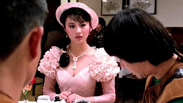 Cái kết đắng của nàng đả nữ lừng lẫy 1 thời: Bị đá khỏi cửa hào môn vì ngoại tình cùng con trai nuôi của chồng-1