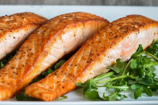 Muốn giảm tác hại của rượu lên cơ thể và bảo vệ gan, hãy ăn 6 loại thực phẩm này trước khi uống