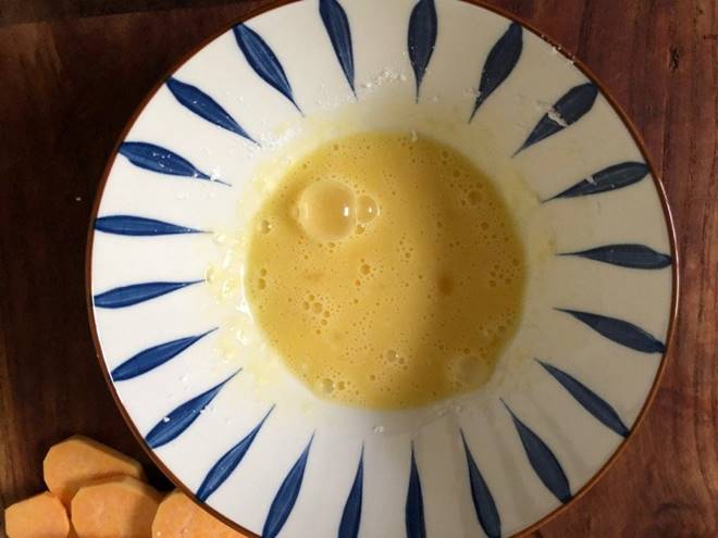 Còn mấy củ khoai không biết làm gì, đem chế biến ngay thế này được món ăn chơi đã miệng-4