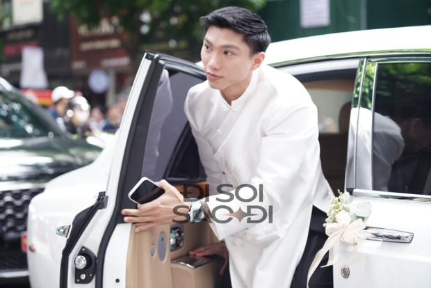 Dàn cầu thủ ngôi sao flex độ giàu qua đám cưới: Siêu xe đón dâu, sính lễ phủ vàng và kim cương, có quy định khắt khe-6