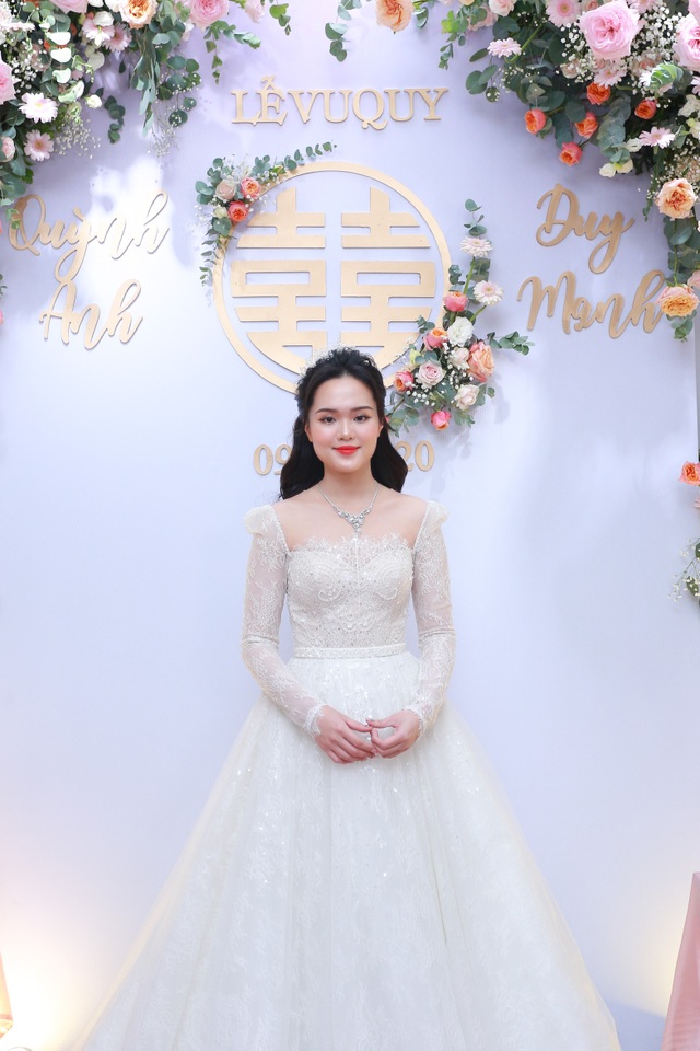 Dàn cầu thủ ngôi sao flex độ giàu qua đám cưới: Siêu xe đón dâu, sính lễ phủ vàng và kim cương, có quy định khắt khe-13