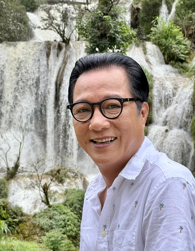 Nam NSND cưới vợ kém 16 tuổi, hôn nhân rổ rá cạp lại, không có thêm con vẫn hạnh phúc, viên mãn-1