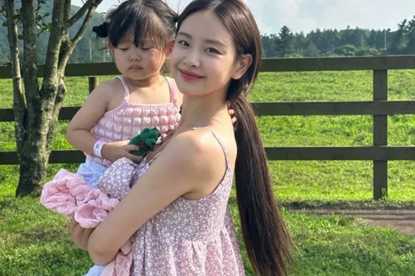 Ngỡ ngàng với vẻ nam tính của Subeo con trai Hồ Ngọc Hà ở lứa tuổi dậy thì: Mẹ chăm quá khéo rồi!-10