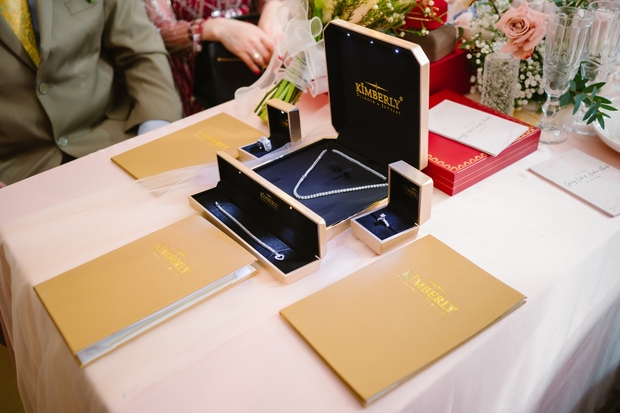 Chú rể từ Mỹ về Hậu Giang rước dâu, đám cưới hoành tráng với hồi môn 400 viên kim cương-5