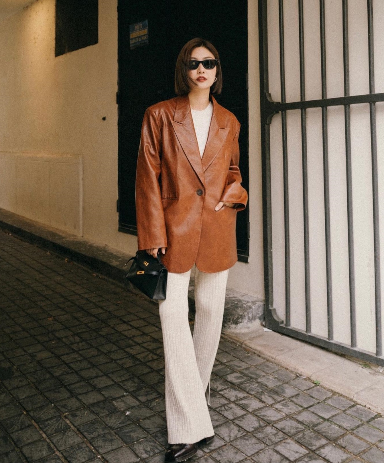 5 mẫu áo blazer trẻ trung và nổi bật, lý tưởng để sắm diện Tết-3