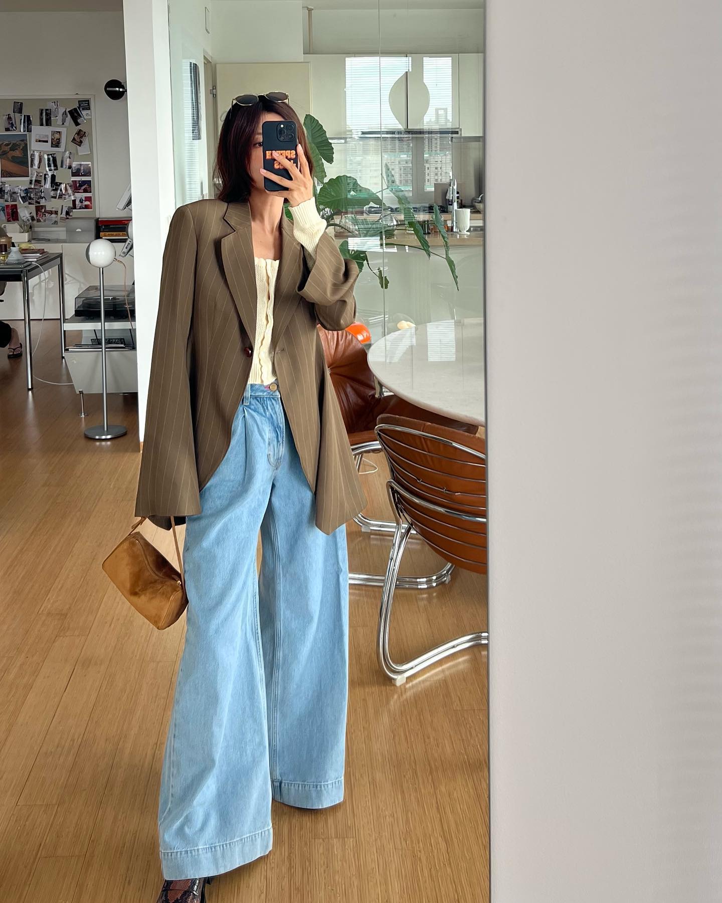 5 mẫu áo blazer trẻ trung và nổi bật, lý tưởng để sắm diện Tết-6