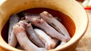 Cá bống kho chung với thứ này không những thơm ngon đậm đà mà còn cực kỳ hao cơm-2