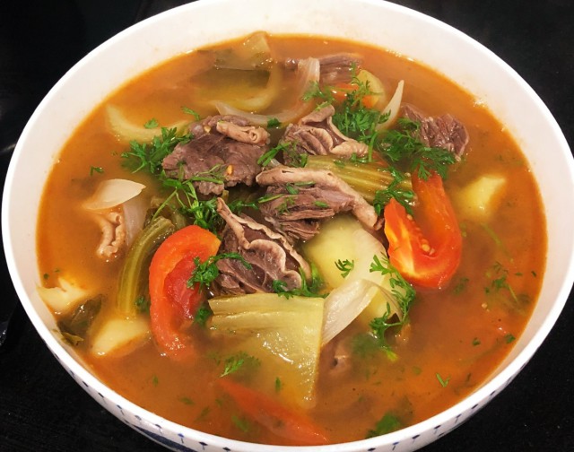 Cơm tối mùa đông có món canh ngon như món chính, ngửi thấy mùi là muốn ăn-5