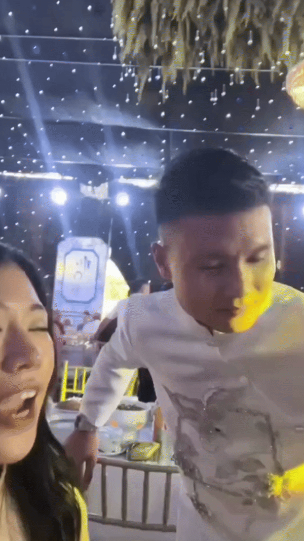 Quang Hải khi cưới Chu Thanh Huyền: Biết hạnh phúc thế này anh đã lấy vợ sớm hơn”-1