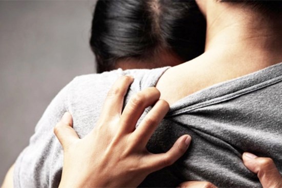 Chồng ngoại tình được tha thứ nhưng màn 