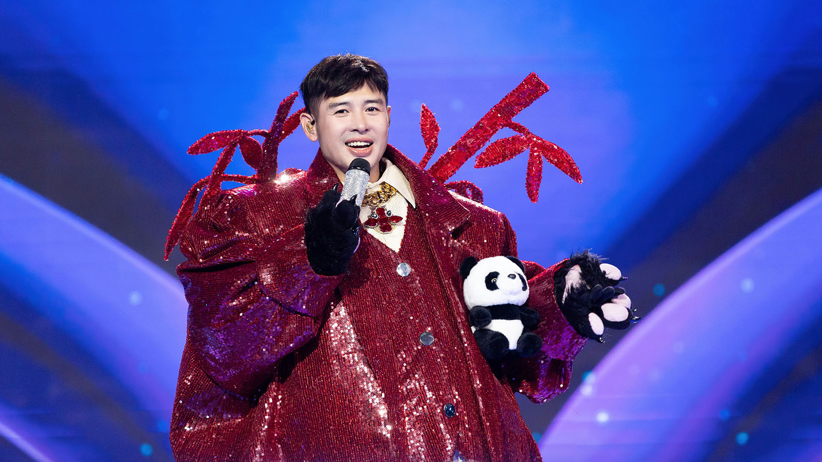 Hoàng Hải: Vắng bóng gần 10 năm vì bệnh lạ, trở lại bận khủng khiếp, đi đường ai cũng chỉ chỏ-2