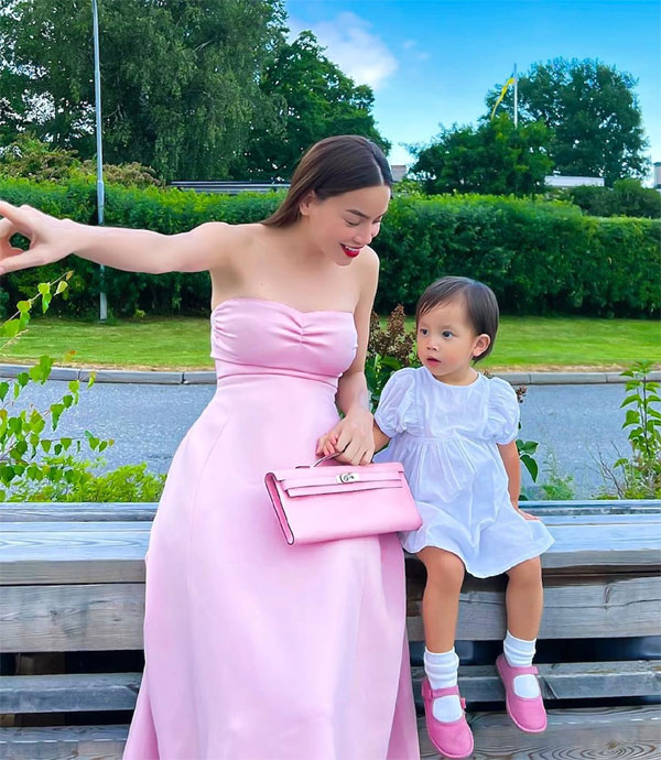 Tham khảo 10 cách diện trang phục màu sắc sang trọng, không lo sến của Hồ Ngọc Hà-5