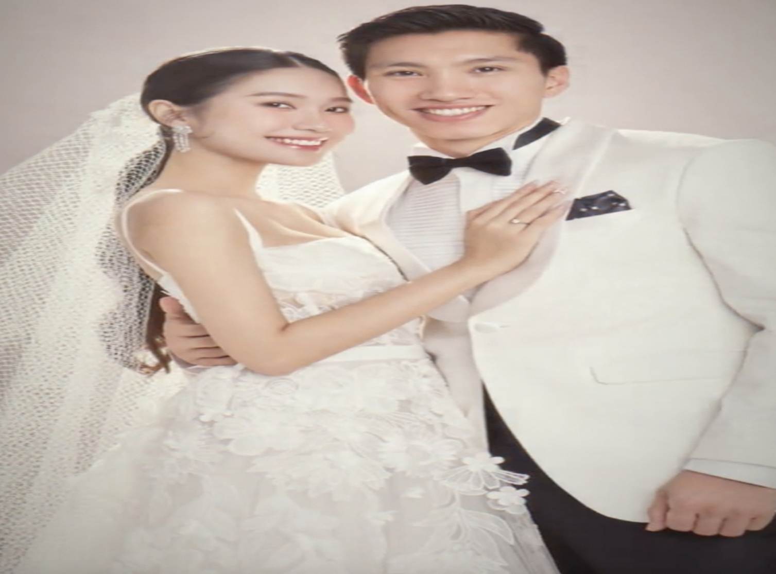 Đoàn Văn Hậu khoe ảnh hiếm thời thơ ấu cùng Doãn Hải My: Tướng phu thê từ bé?-2