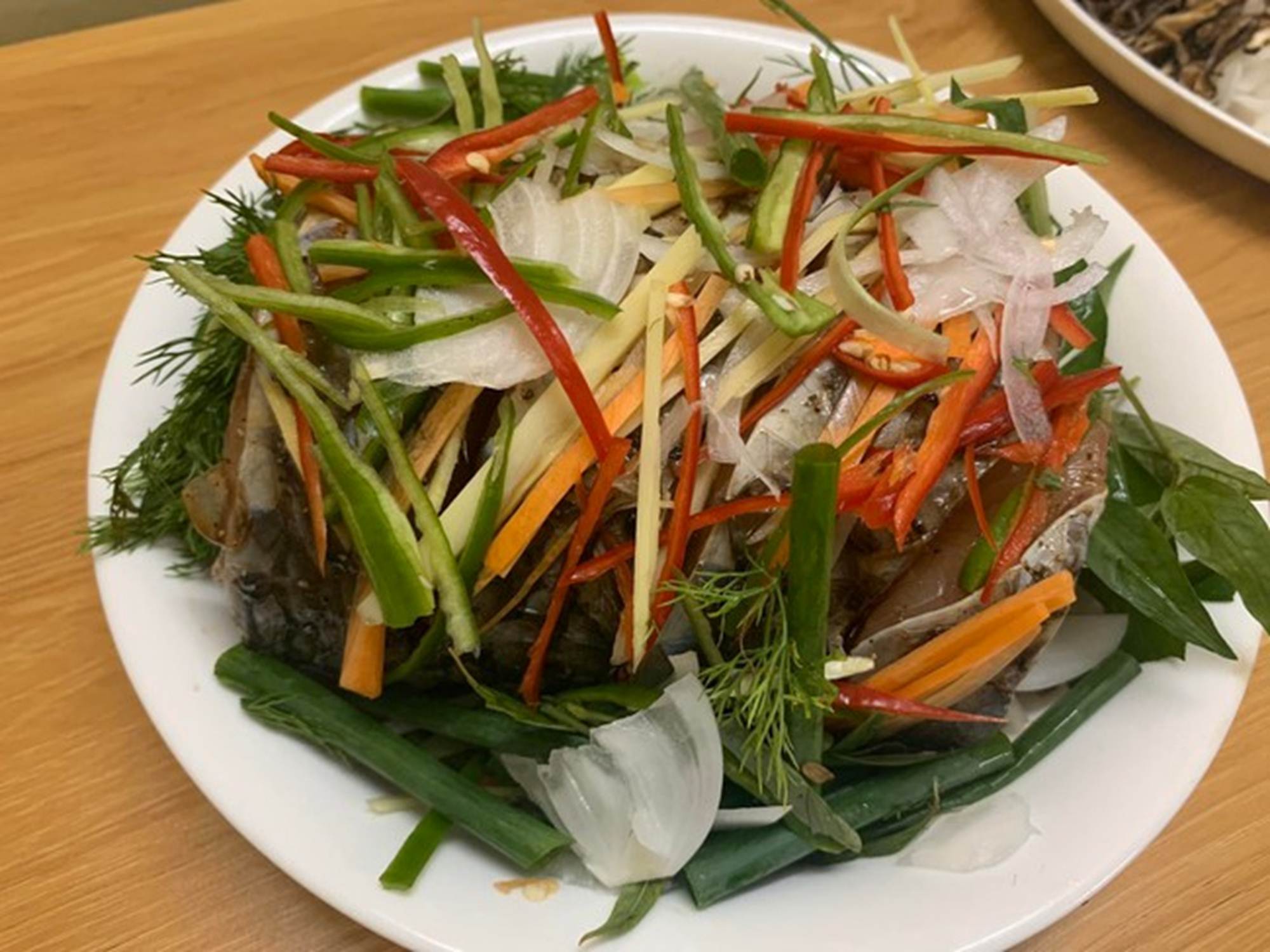 Hấp cá kiểu này thơm nức, màu sắc hấp dẫn, sốt sánh mịn như món nhà hàng-5