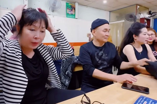 NSƯT Xuân Hinh tuổi 64: Ở nhà ít nói, nguyện không cho ai vay tiền dù là người nhà-3