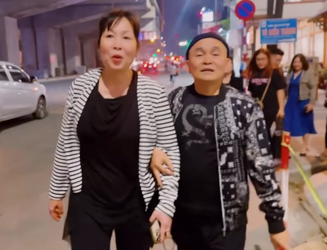 Xuân Hinh nói Hồng Vân: Nhìn thấy tiền là phải khinh tiền, đây lúc nào cũng tiền, sức yếu còn tham-1