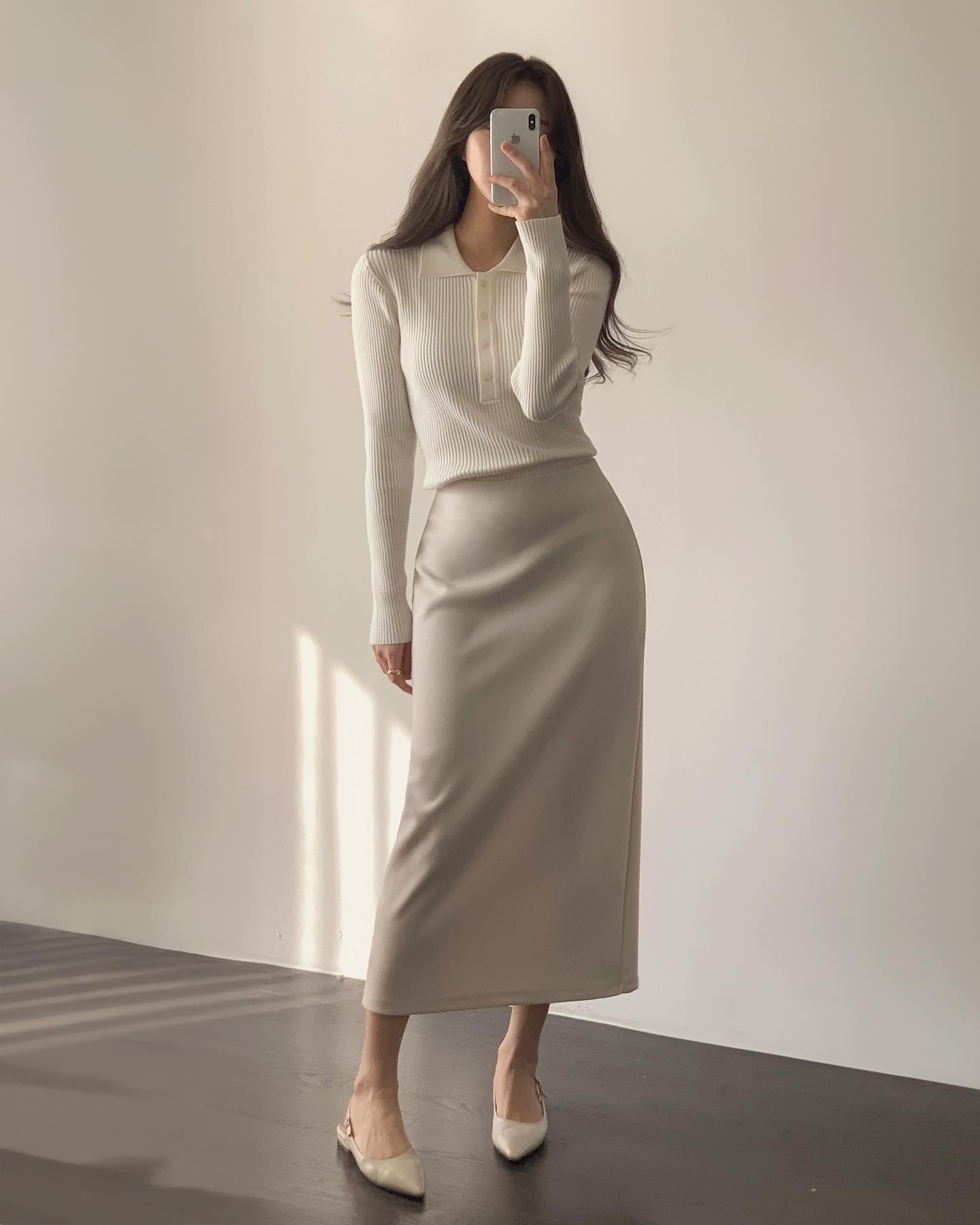 Xây dựng tủ đồ tiết kiệm nhưng vẫn chuẩn sành điệu với 6 món thời trang-7