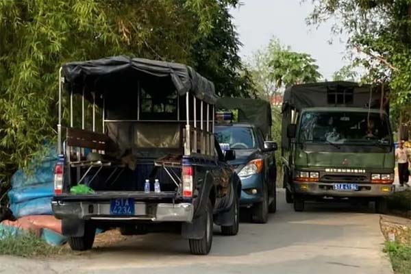 Manh mối hiếm hoi về nghi phạm giết người ở TP.HCM đang bị hàng trăm cảnh sát truy lùng-5