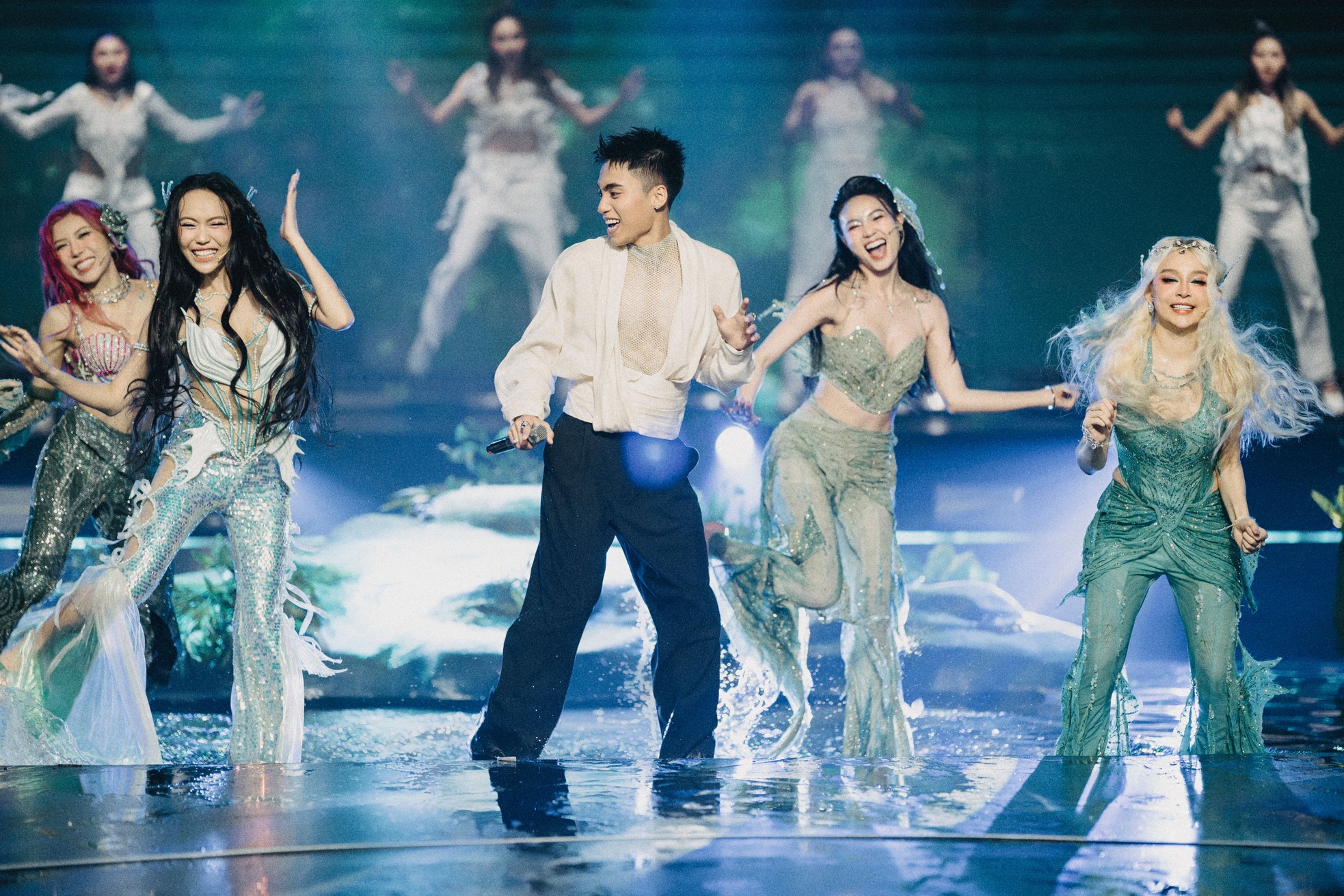 Khán giả tức giận kiểu loại người chơi của show Chị đẹp-6