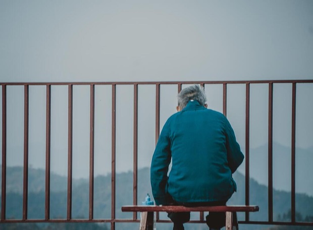 Cụ bà 91 tuổi có con trai lớn làm giảng viên, con thứ đi du học nhưng về già cô đơn, hiu quạnh: Nỗi niềm không phải ai cũng thấu-1