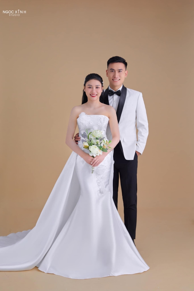 Giống như Quang Hải, tiền vệ U23 Việt Nam tổ chức đám cưới trên sân vận động-1