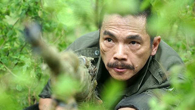 Nam NSND là ông bố quốc dân, tuổi 63 sống bình dị, hạnh phúc bên bà xã xinh đẹp, kém 10 tuổi-2