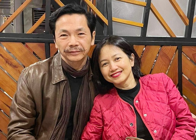 Nam NSND là ông bố quốc dân, tuổi 63 sống bình dị, hạnh phúc bên bà xã xinh đẹp, kém 10 tuổi-4