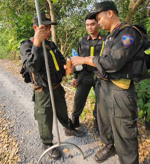 Băng rừng truy tìm nghi phạm sát hại nữ nhân viên quán cà phê ở TPHCM-8