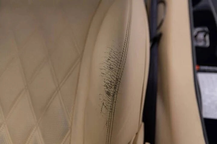 Mẹo xử lý vết nứt ghế da ô tô-1