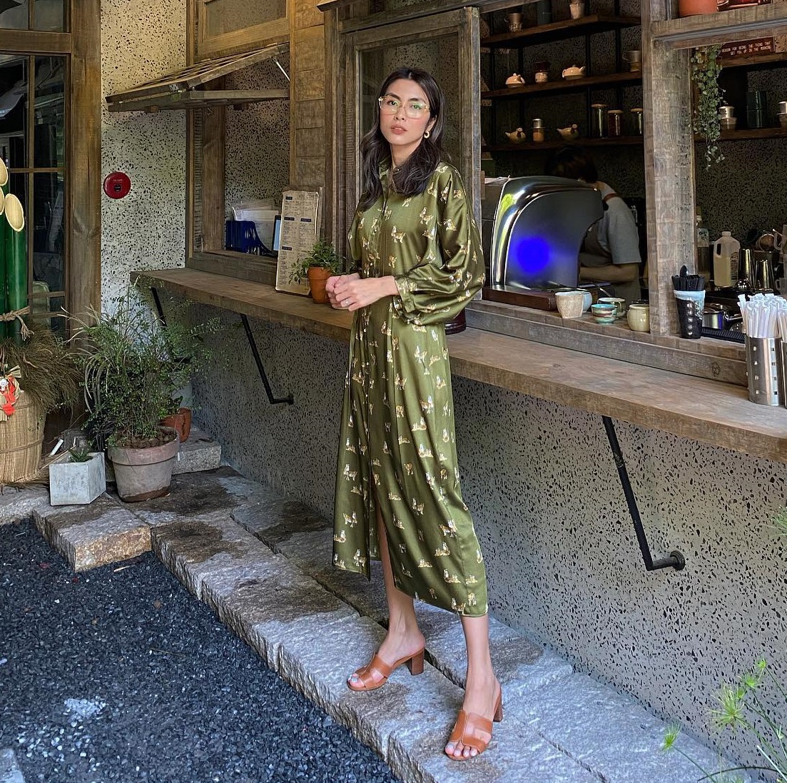 Tham khảo Tăng Thanh Hà 10 cách diện váy liền sang xịn mịn cho phụ nữ U40-8