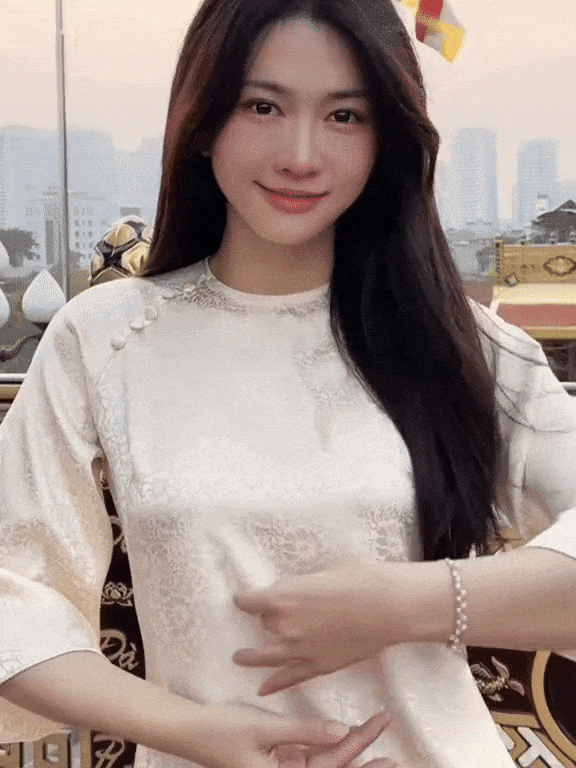 Hot girl 9,6 triệu followers thay đổi cỡ nào sau 3 năm mà netizen chốt hạ: Chính chủ đã tìm giấy hướng dẫn sử dụng nhan sắc!-8