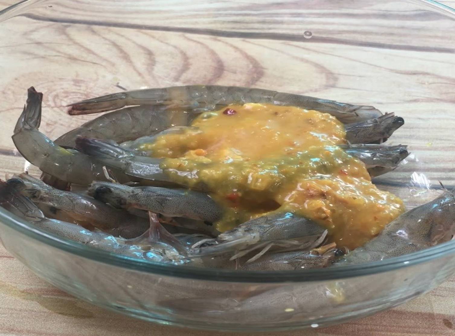 Tôm kết hợp với nguyên liệu này đảm bảo thơm ngon, ăn là mê-5