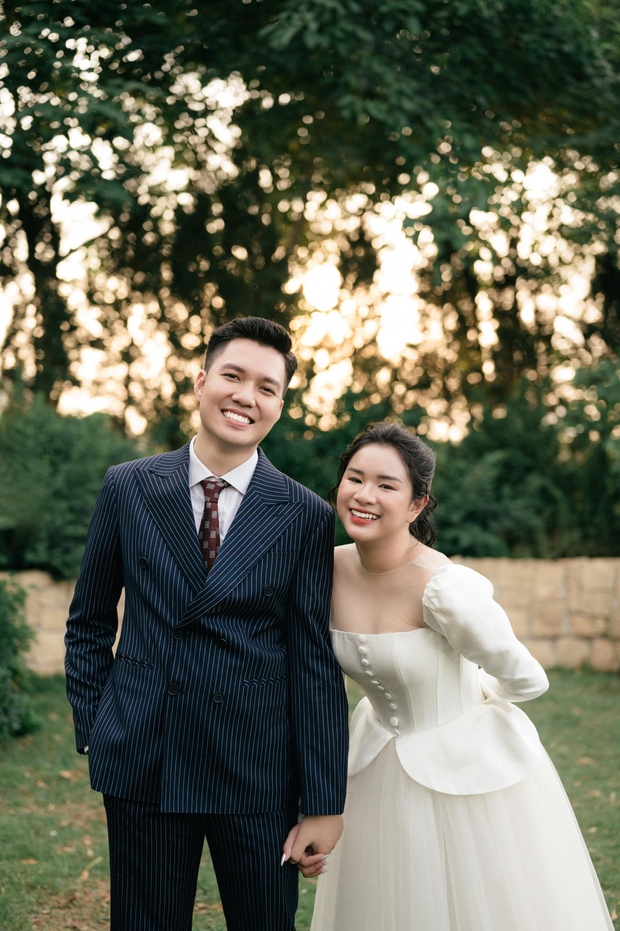 Con gái chủ biệt thự Hạ Long chốt chồng theo cách không ngờ, mẹ vợ chỉ nhận xét 2 chữ về chàng rể-2