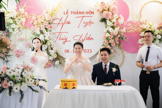 Con gái chủ biệt thự Hạ Long chốt chồng theo cách không ngờ, mẹ vợ chỉ nhận xét 2 chữ về chàng rể-9