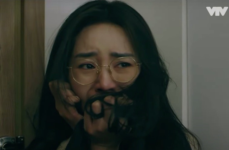 Cảnh bắt quả tang chồng ngoại tình Chúng ta của 8 năm sau hút triệu view-2