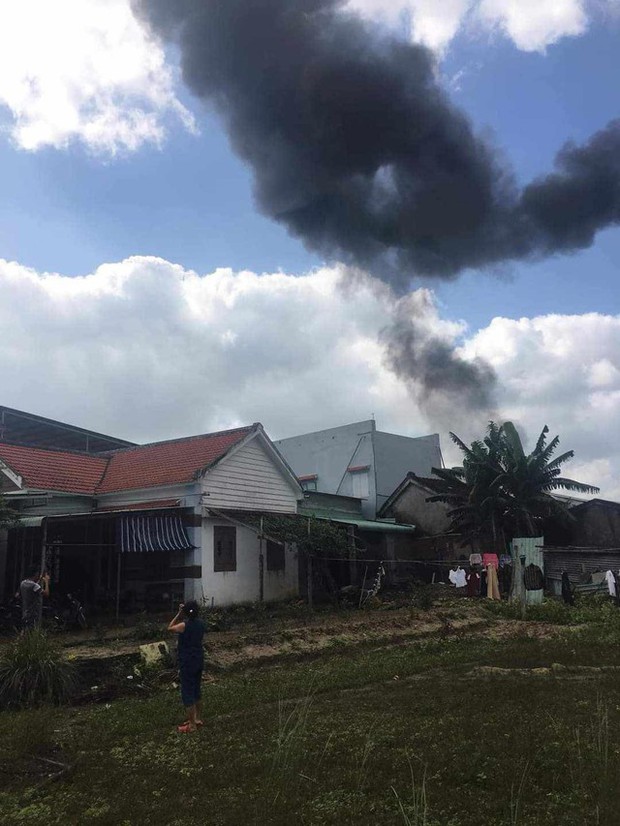 Máy bay quân sự rơi ở Quảng Nam gây tiếng nổ lớn-3