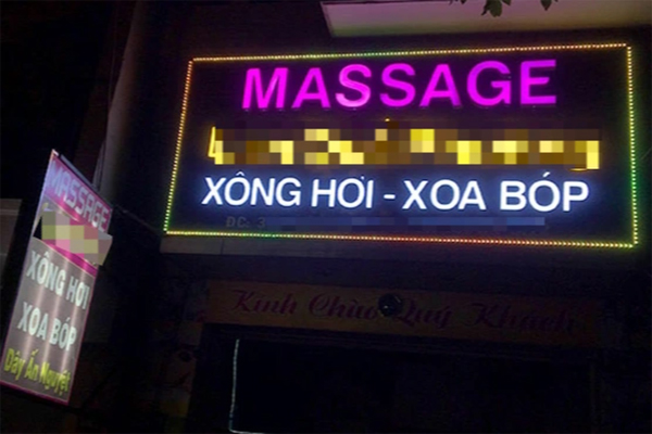 TPHCM: Bé gái mới 19 ngày tuổi phải mổ buồng trứng khẩn trong đêm-2