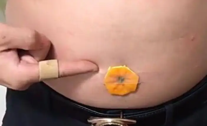 Bất kể nam hay nữ, chăm chỉ đắp thứ này lên rốn trước khi đi ngủ trong 7 ngày, cơ thể nhận được hàng tá lợi ích-1