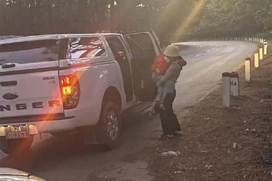 Tìm thấy 2 cha con mất tích nhiều ngày ở bìa rừng